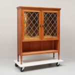 1024 5581 DISPLAY CABINET